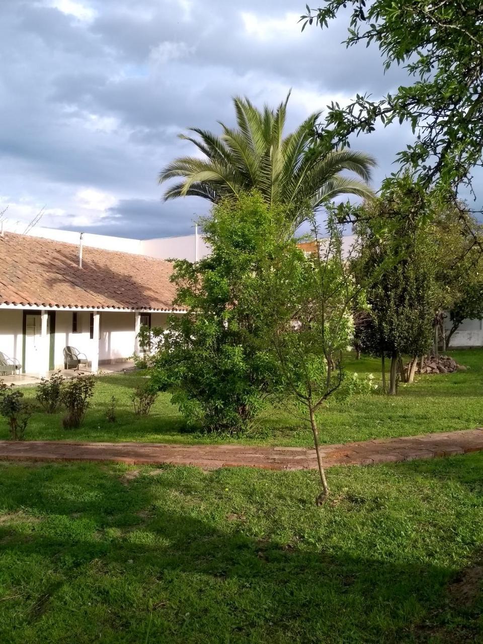 Hotel Plaza Malloa Exterior photo